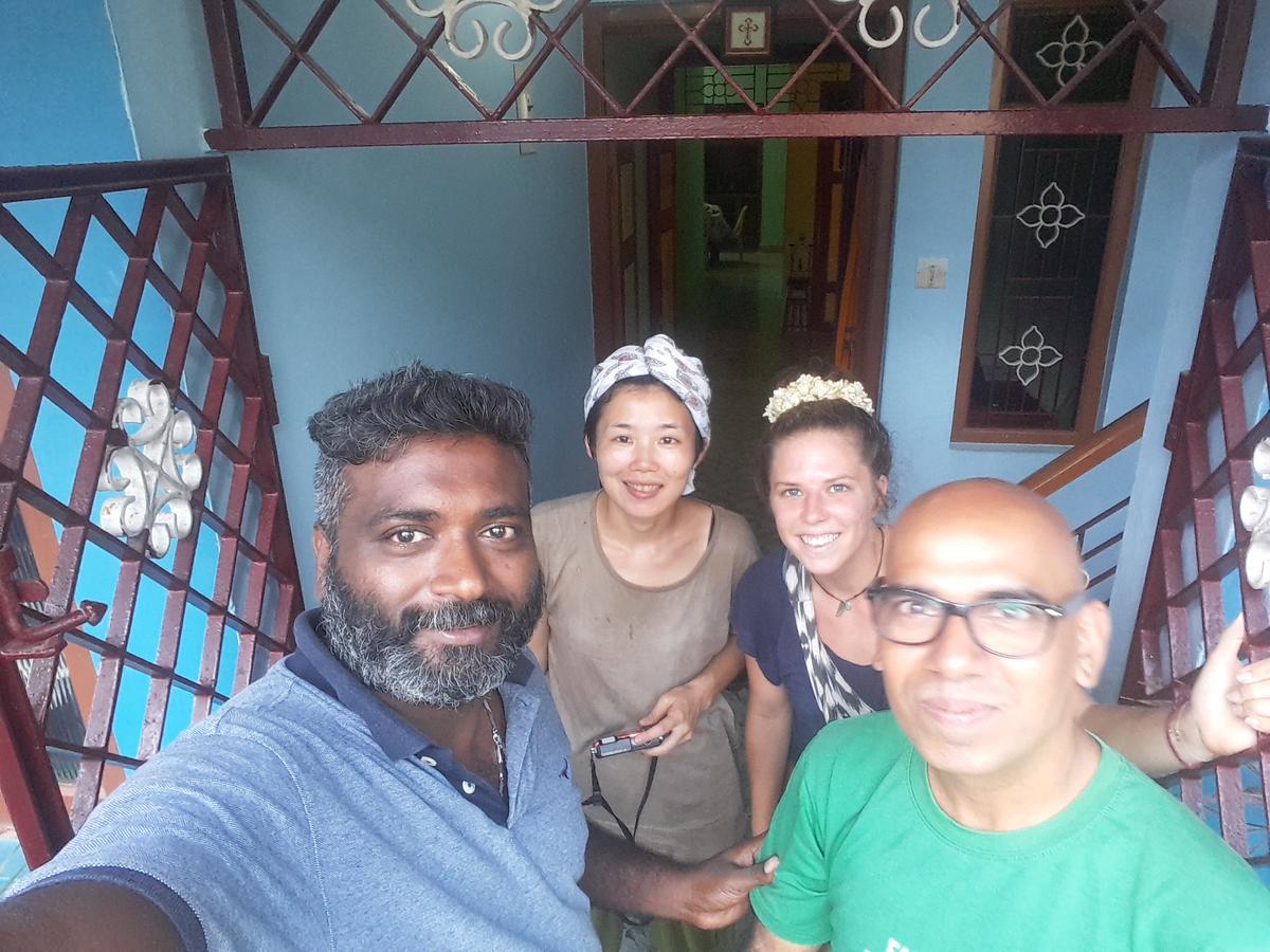 بونديتْشيري Valentine Hostel & Guest House المظهر الخارجي الصورة