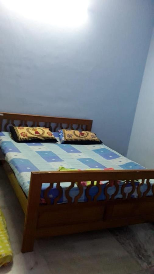 بونديتْشيري Valentine Hostel & Guest House المظهر الخارجي الصورة